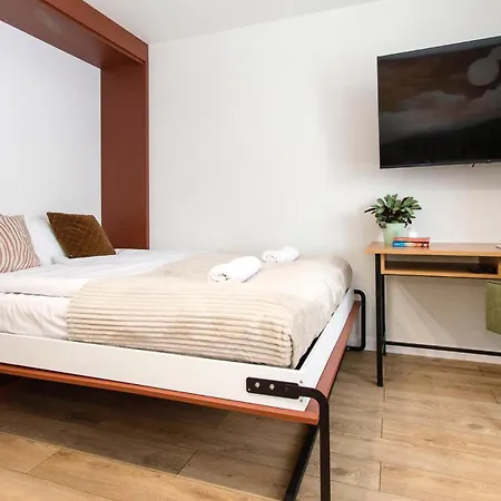 Portovo Managed By Apartmore *