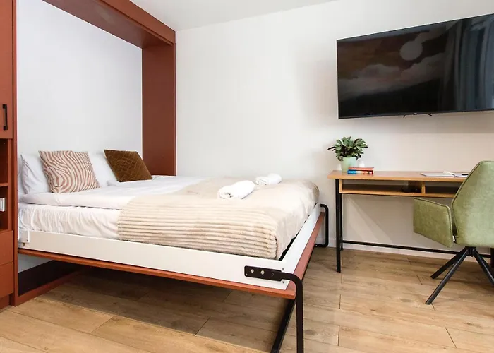 Portovo Managed By Apartmore *